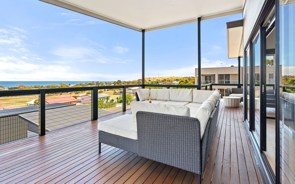 Ocean Heights – 27 Stacey Drive