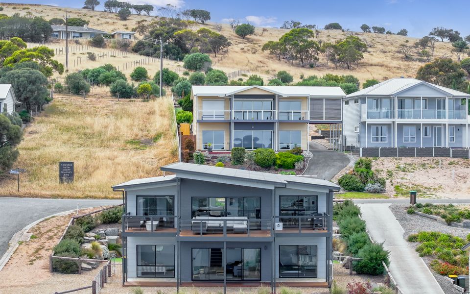 Ocean Heights – 27 Stacey Drive