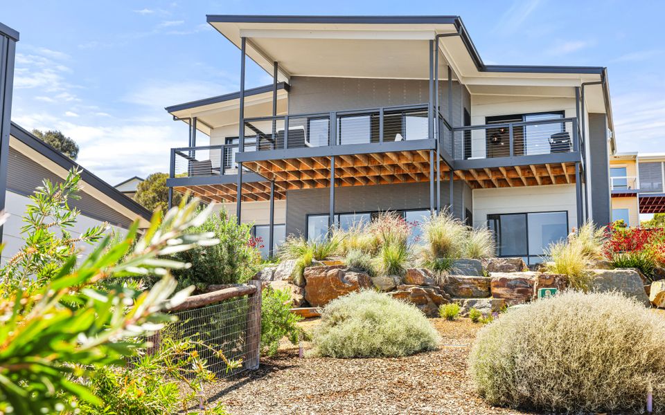 Ocean Heights – 27 Stacey Drive