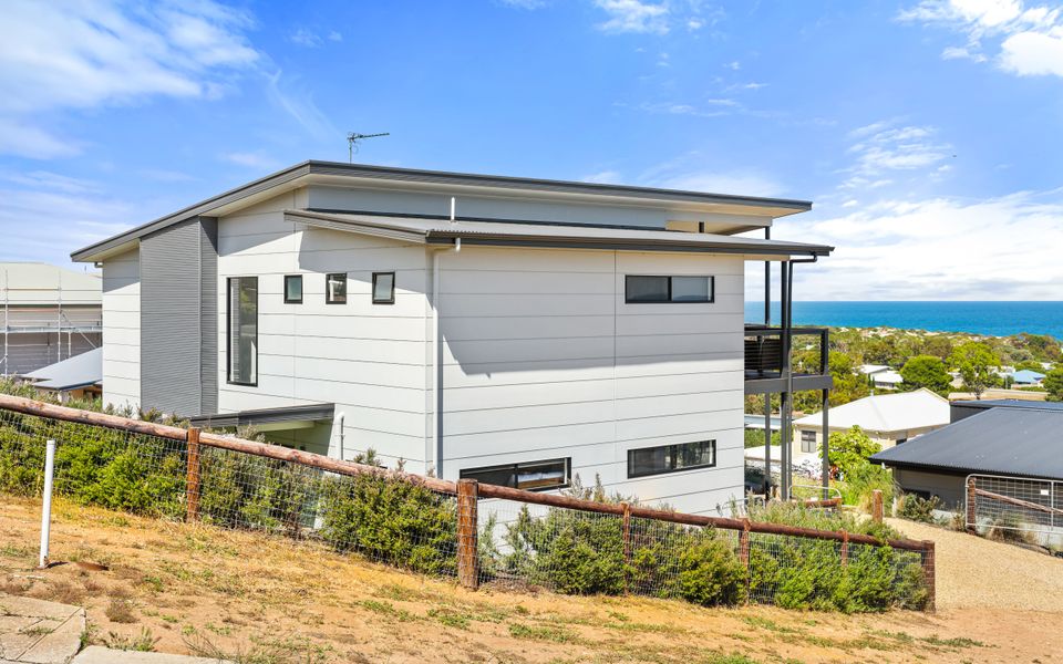 Ocean Heights – 27 Stacey Drive