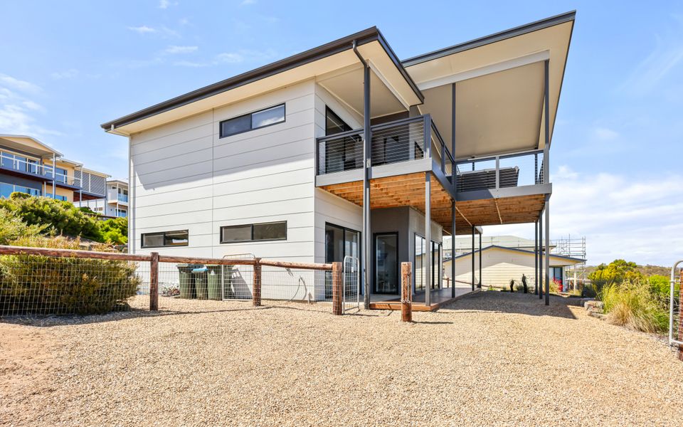 Ocean Heights – 27 Stacey Drive