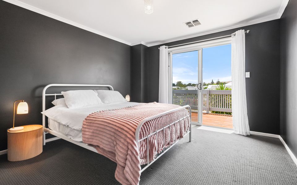 10 Hobart Road, Normanville