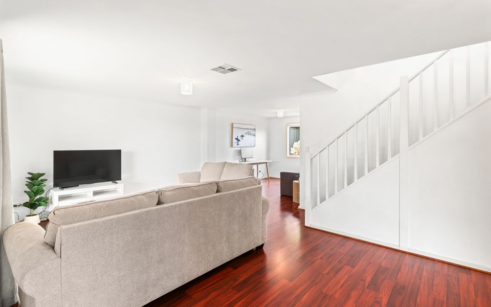 10 Hobart Road, Normanville