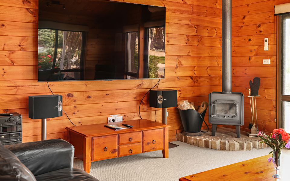 At The Beach – 54 Elizabeth Crescent