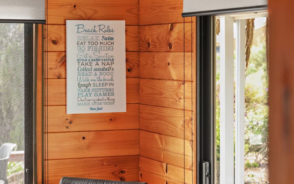 At The Beach – 54 Elizabeth Crescent