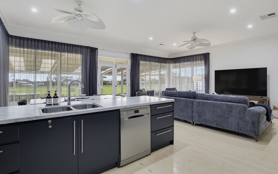 Coastal Clover – 7 James Drive