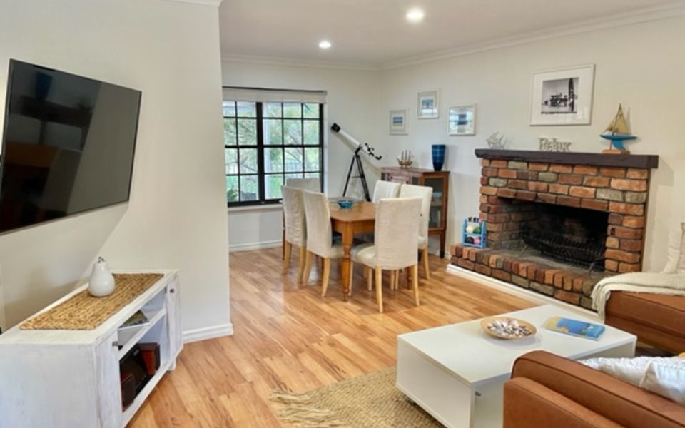 By the Beach – 30 Jetty Road