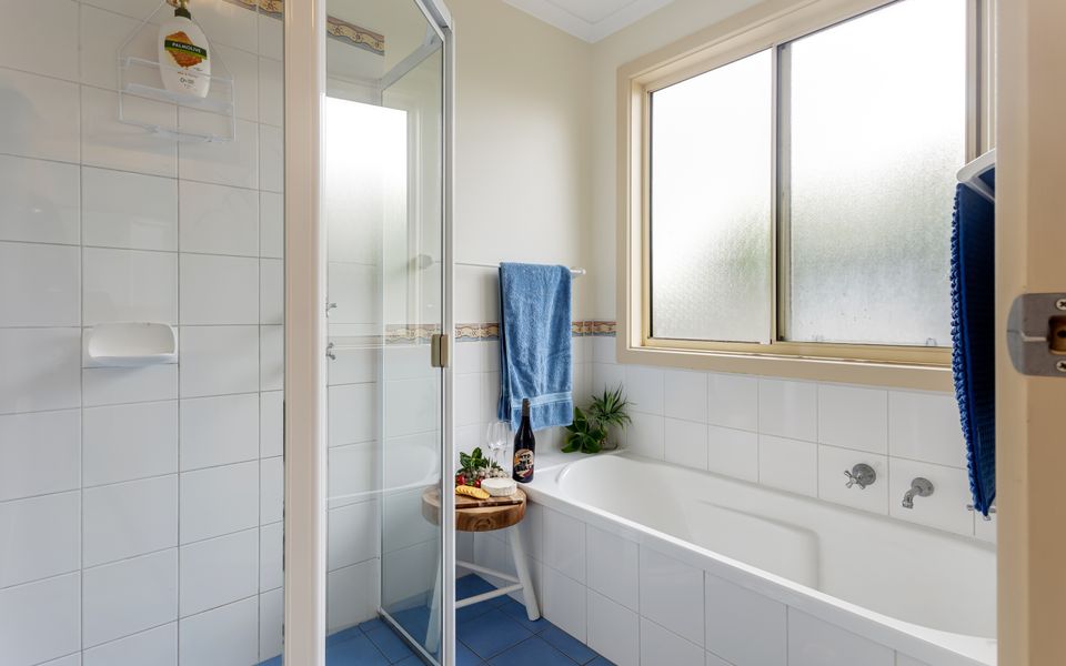 Carrawaves – 73 LaRonde