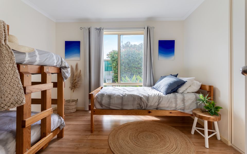 Carrawaves – 73 LaRonde