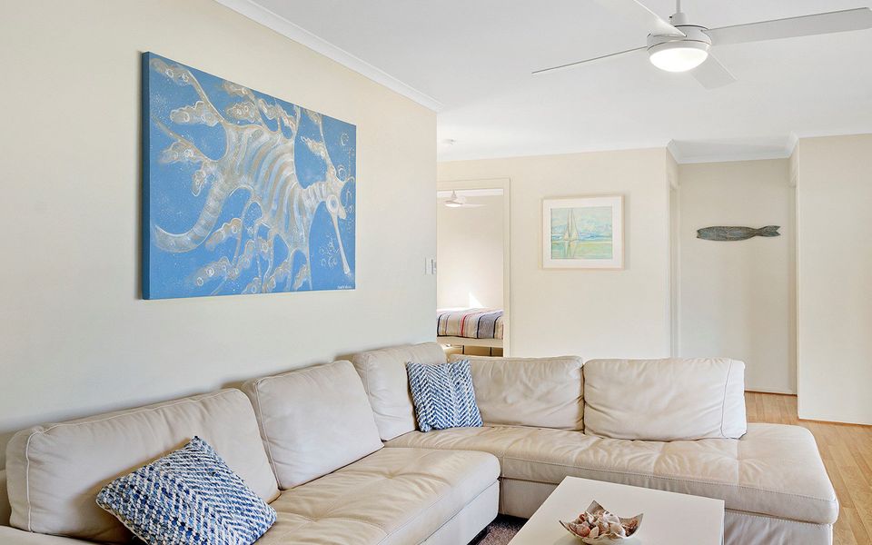 Carrie’d Away – 9 Dorset Court