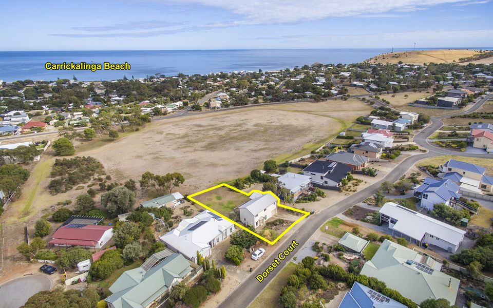 Carrie’d Away – 9 Dorset Court