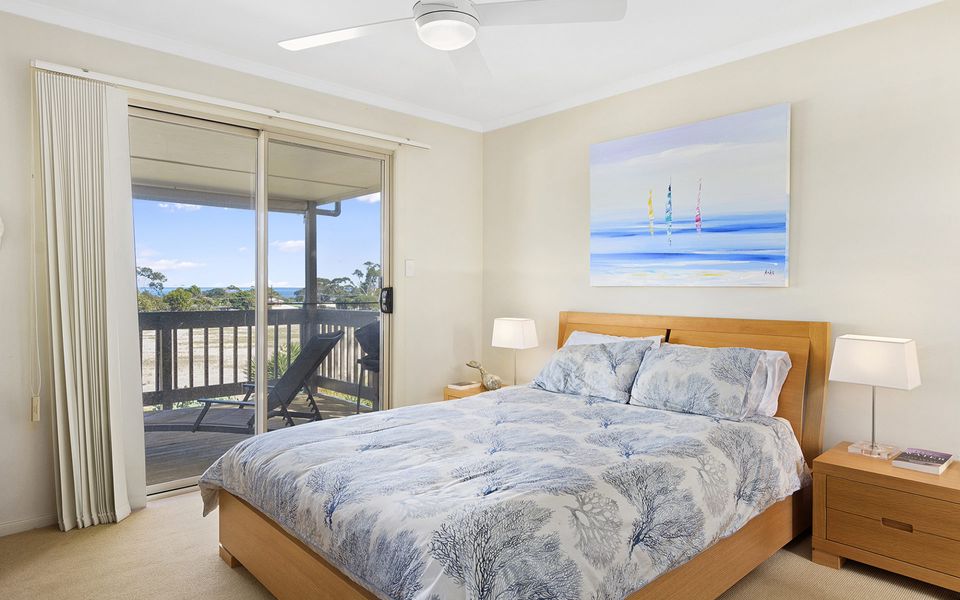 Carrie’d Away – 9 Dorset Court