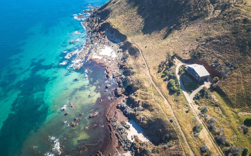 Cliffs End Beach Shack – 105 Gold Coast Drive