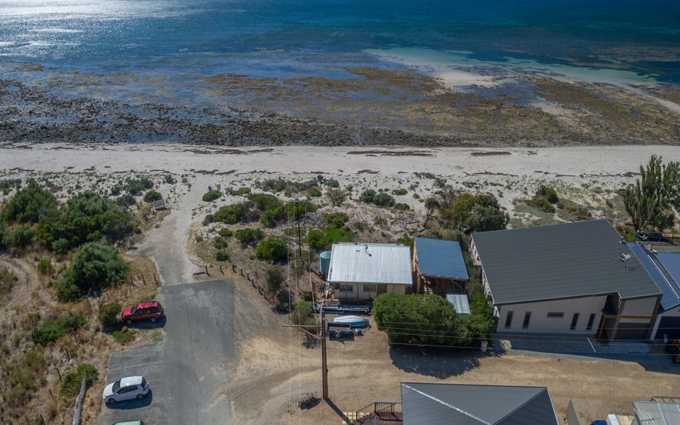 Lady Bay Getaway – 12 Lady Bay