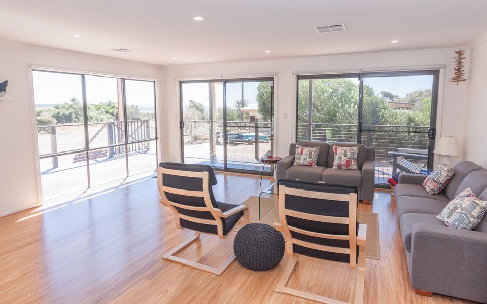 Lady Bay Getaway – 12 Lady Bay