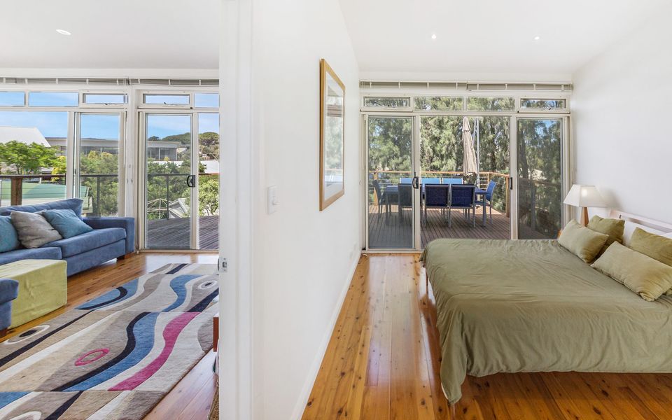 Lewis Retreat – 40 Lewis Road