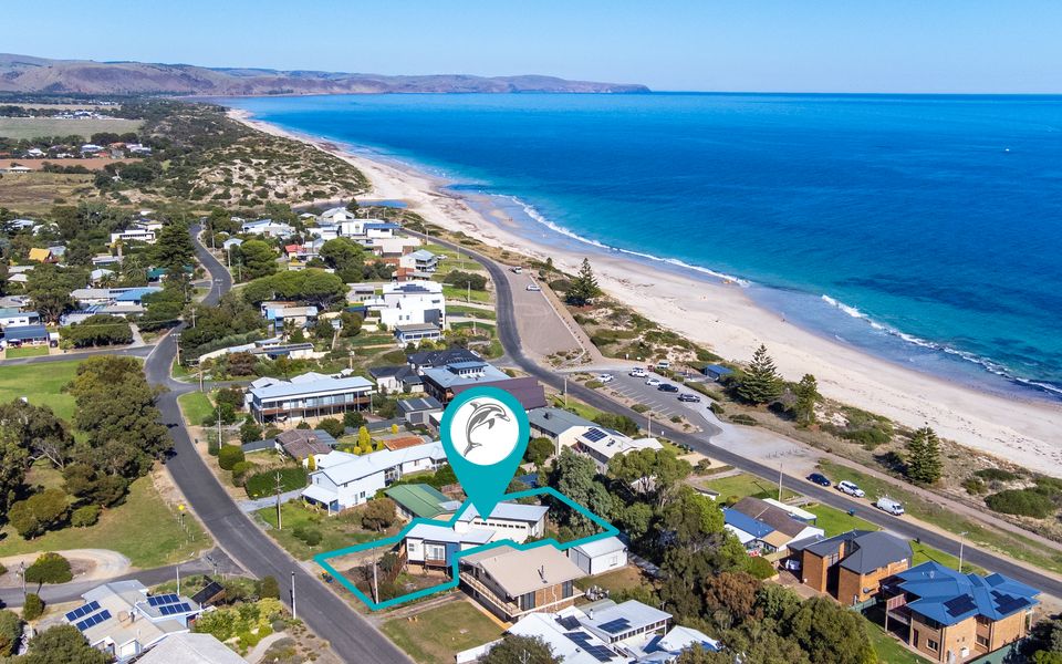 Lewis Retreat – 40 Lewis Road