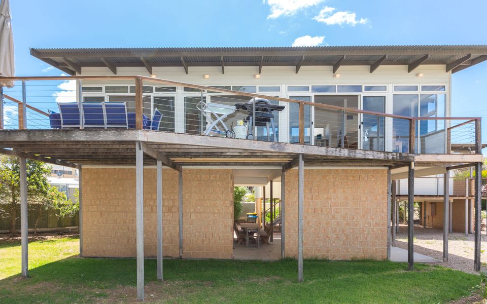 Lewis Retreat – 40 Lewis Road