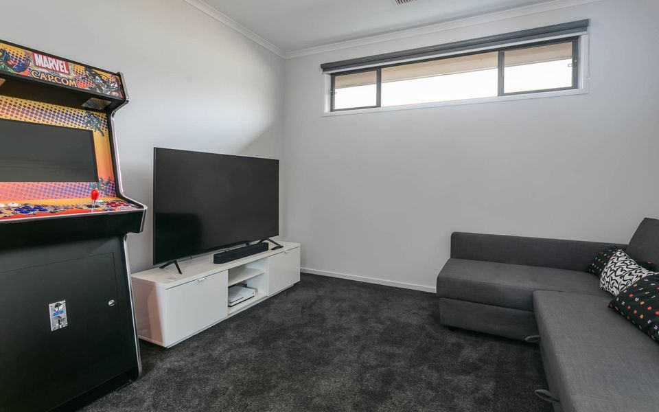 Putters Paradise – 25/30 Troon Drive