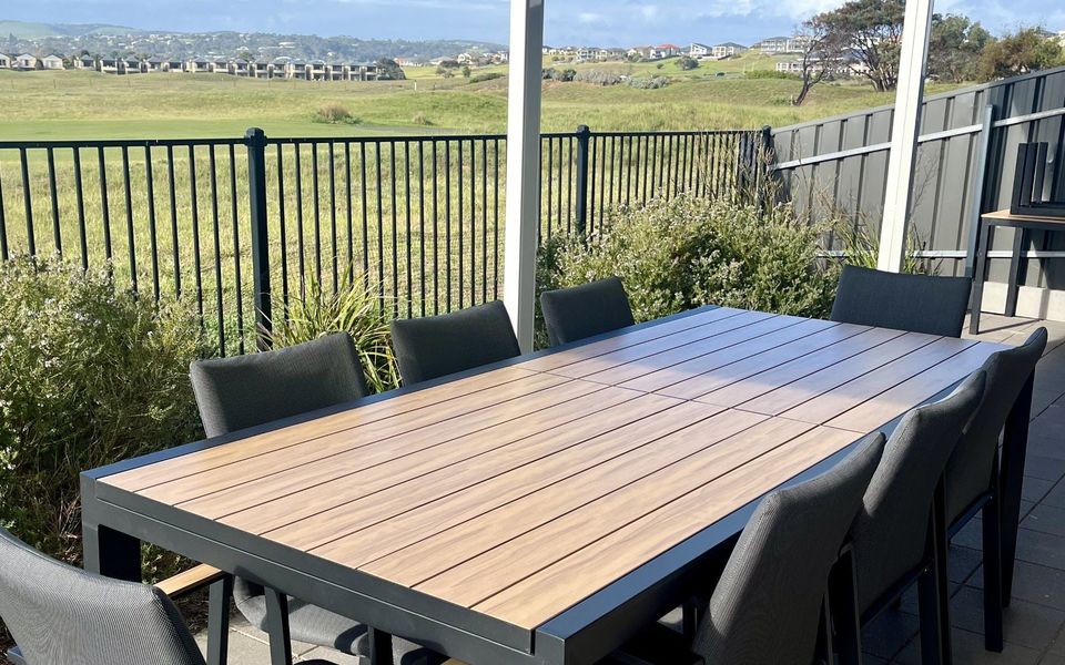 Putters Paradise – 25/30 Troon Drive