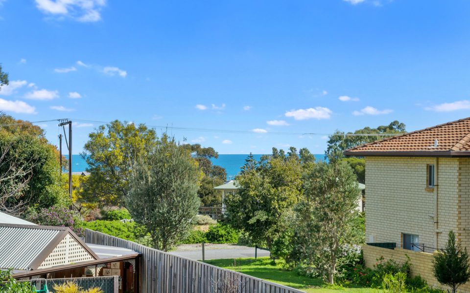 22 Broadbeach Drive