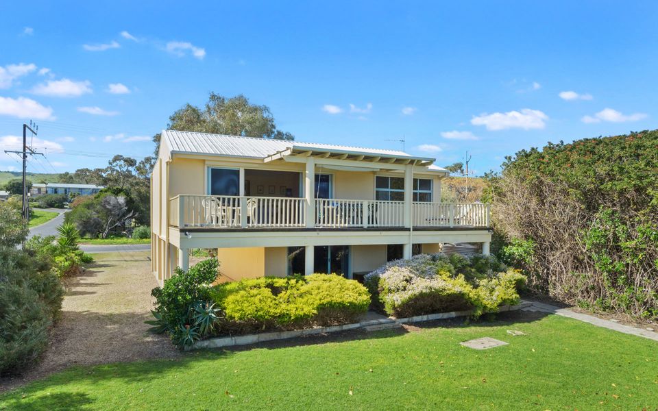 22 Broadbeach Drive