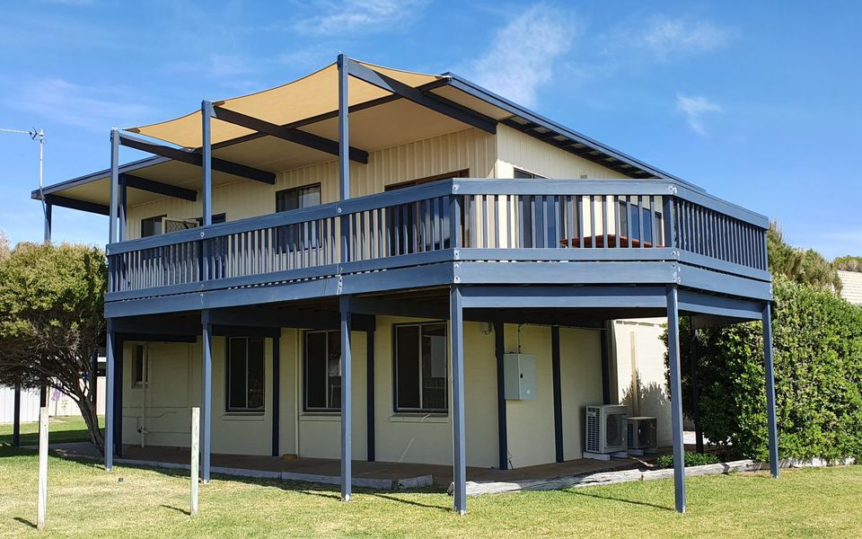 Sandy Feet – 31 Gold Coast Drive