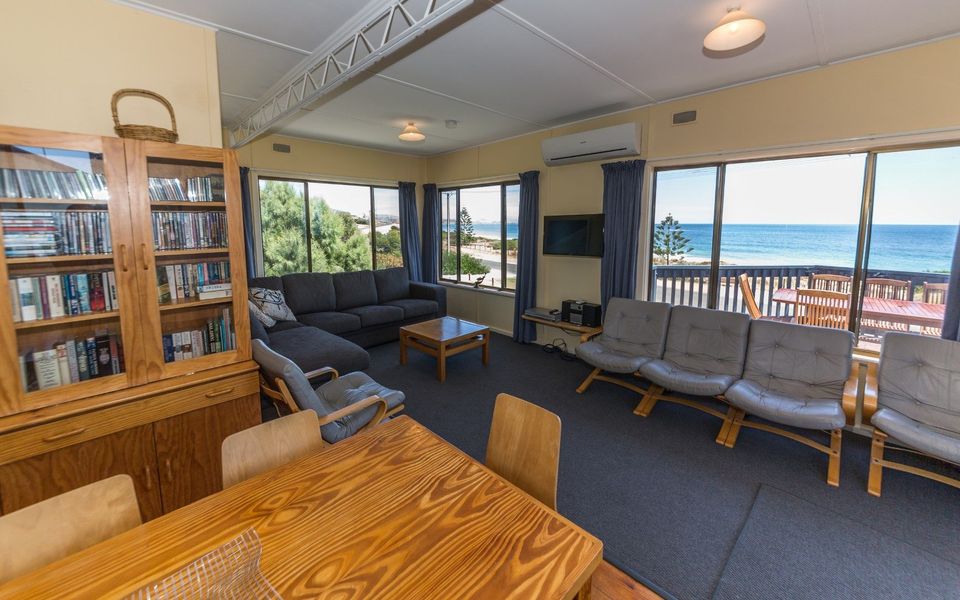 Sandy Feet – 31 Gold Coast Drive