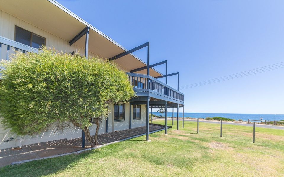 Sandy Feet – 31 Gold Coast Drive