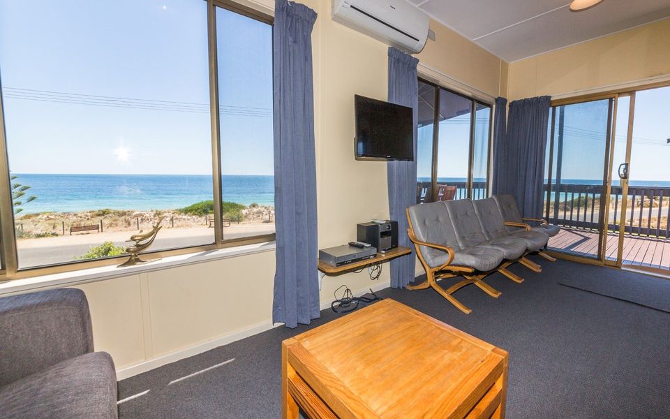 Sandy Feet – 31 Gold Coast Drive