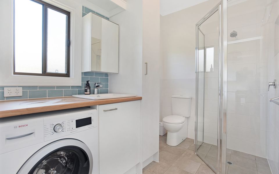 Scenic Shack – 4 Scenic Way