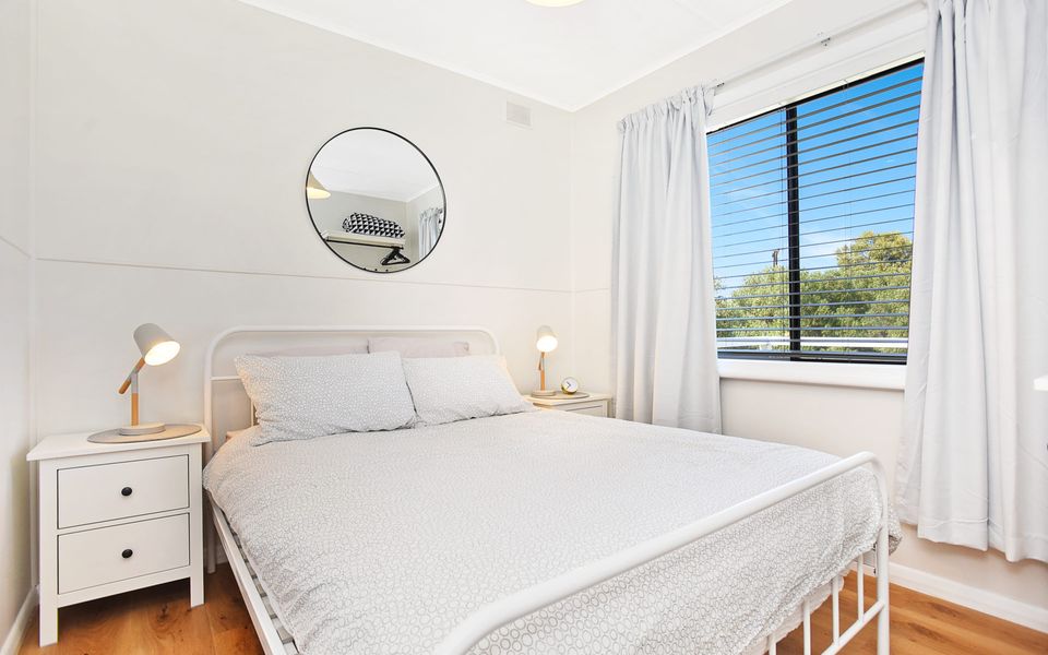 Scenic Shack – 4 Scenic Way