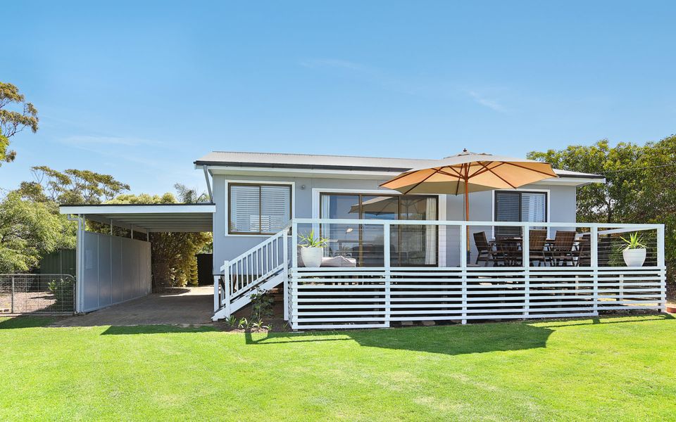 Scenic Shack – 4 Scenic Way