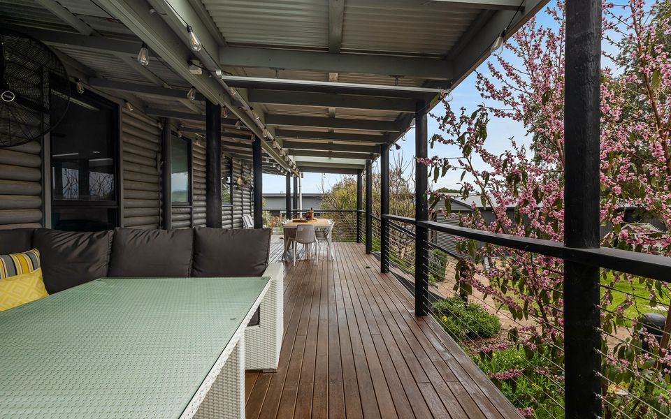 Silvers Anchor – 2 Bennett Street