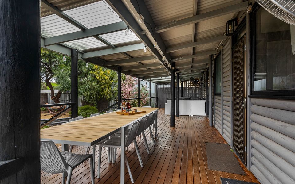 Silvers Anchor – 2 Bennett Street