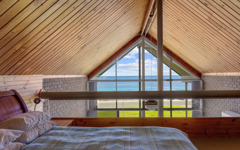 South Beach House – 11 Gold Coast Drive