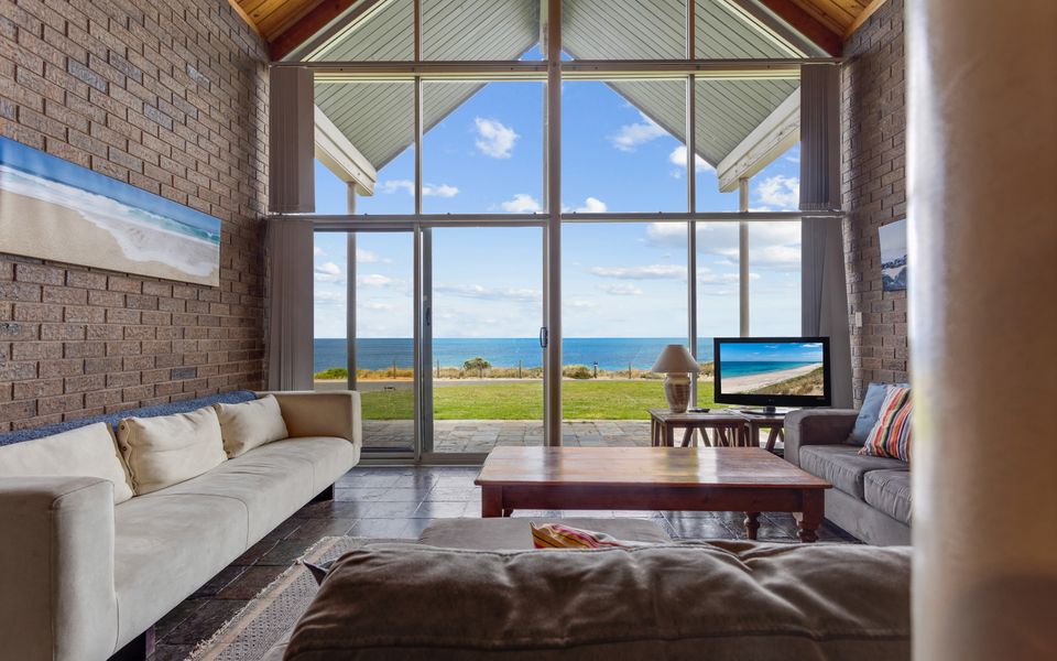 South Beach House – 11 Gold Coast Drive