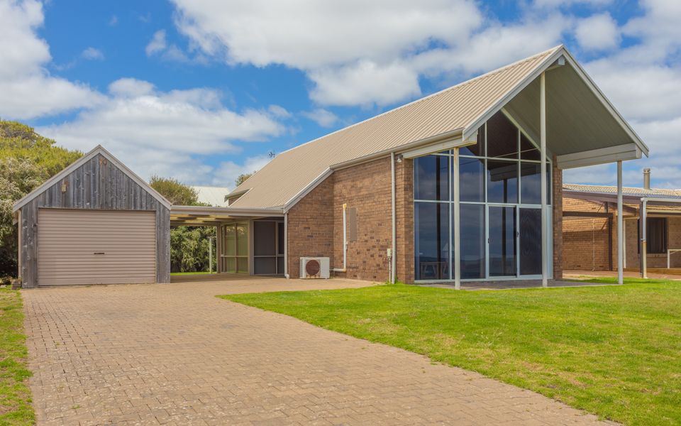 South Beach House – 11 Gold Coast Drive