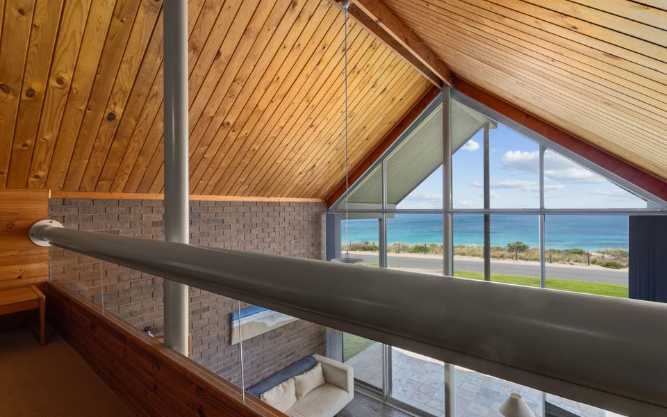 South Beach House – 11 Gold Coast Drive