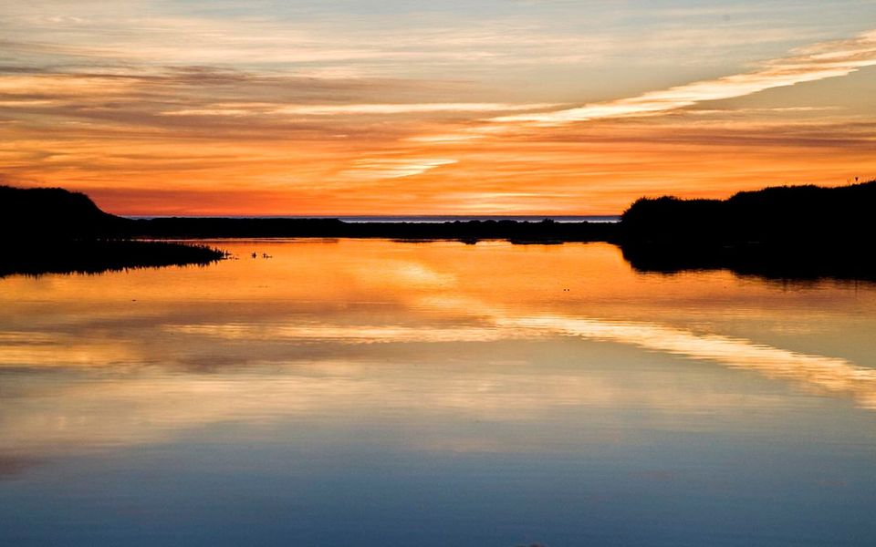 Stones Throw – 26 River View Drive