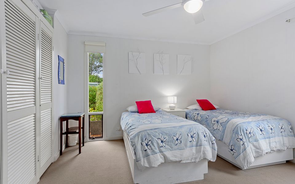 Stones Throw – 26 River View Drive