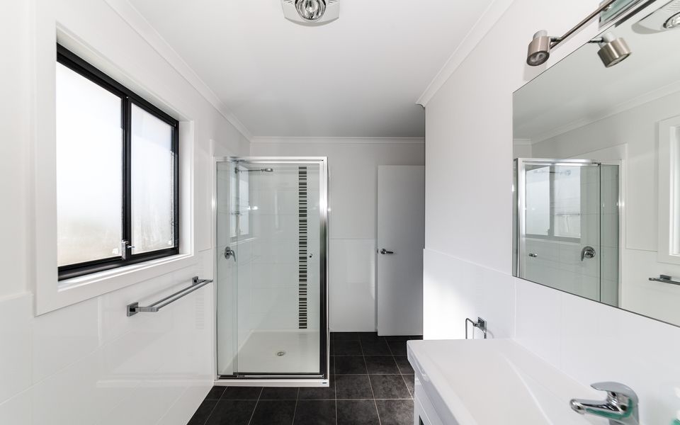 Stunning on Stacey – 42 Stacey Drive