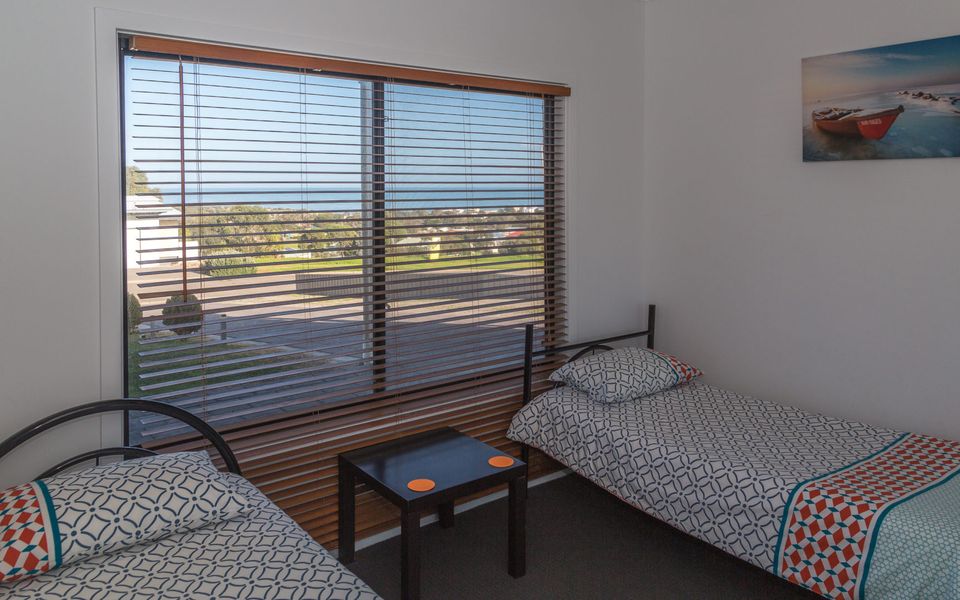 Stunning on Stacey – 42 Stacey Drive