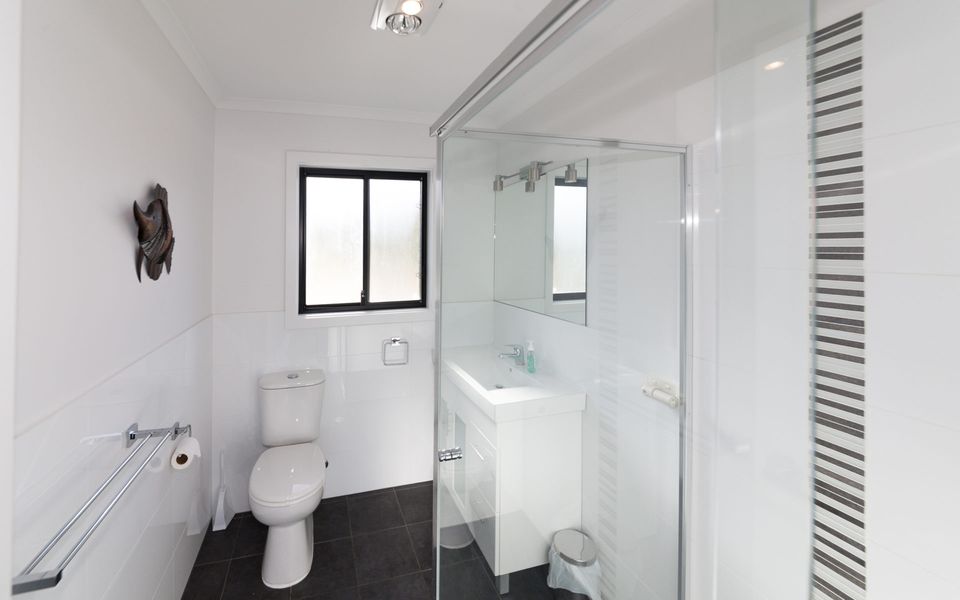 Stunning on Stacey – 42 Stacey Drive