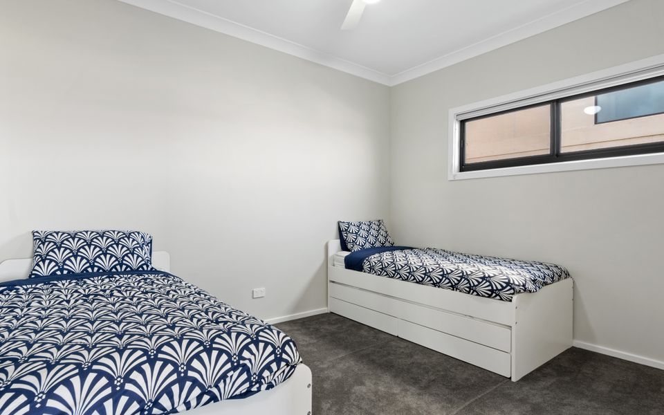 Sunset Horizon @ Lady Bay – 8 Huntingdale Drive