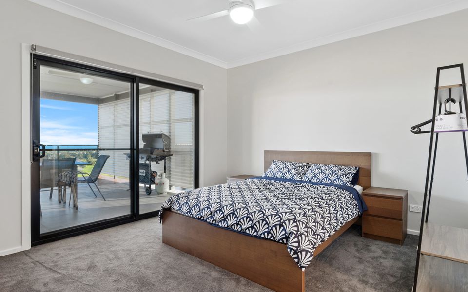 Sunset Horizon @ Lady Bay – 8 Huntingdale Drive