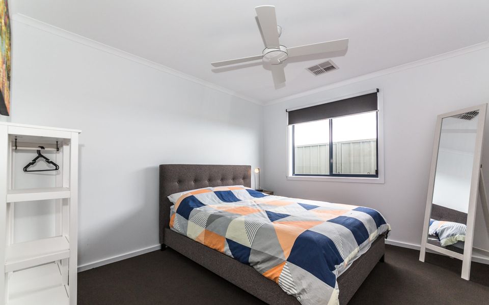 Tee Two on Troon – 21/30 Troon Drive