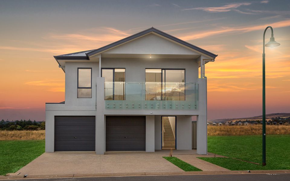 Tee Two on Troon – 21/30 Troon Drive