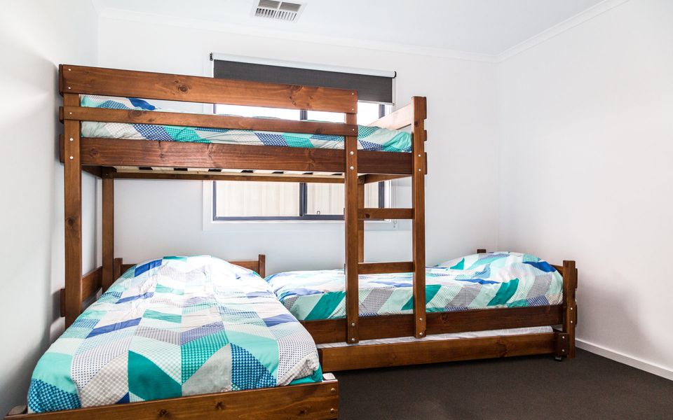 Tee Two on Troon – 21/30 Troon Drive