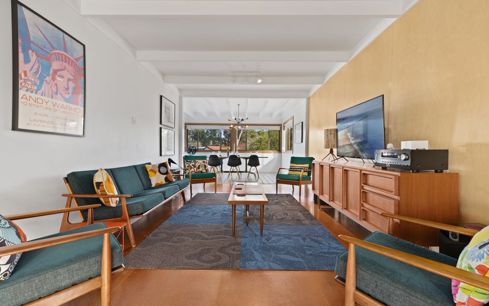 Sputnik Beach House
